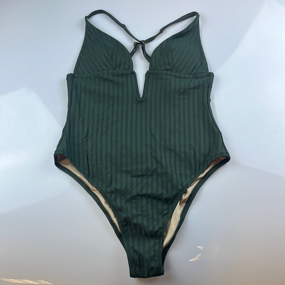 Shade & Shore Ribbed Plunge Front V-Wire One Piece Swimsuit S83-43 - Picture 3 of 5